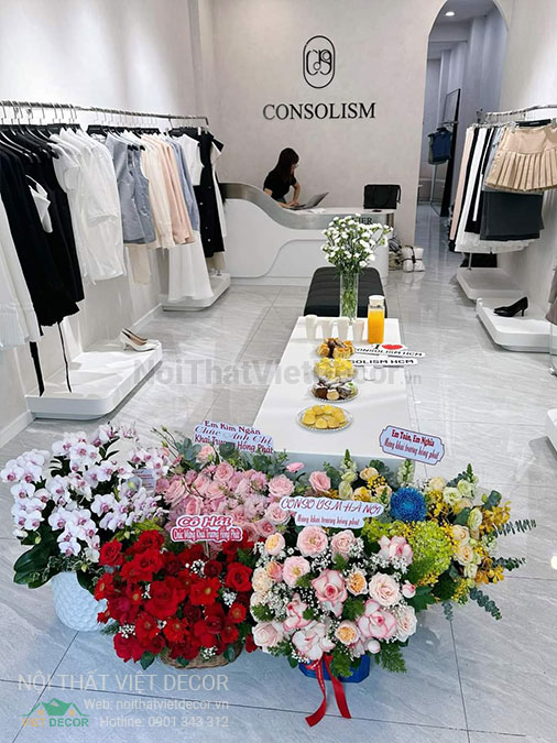 Nội thất Việt Decor chúc mừng khai trương cửa hàng thời trang consolism quận 1 hồ chí minh