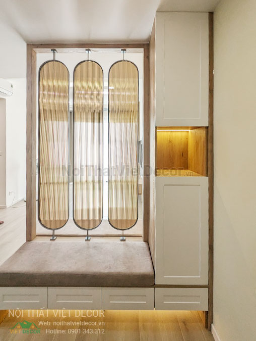 Nội Thất Việt Decor thiết kế thi công nội thất căn hộ 2 phòng ngủ chung cư Quận 9 Hồ Chí Minh, kệ giày phòng khách