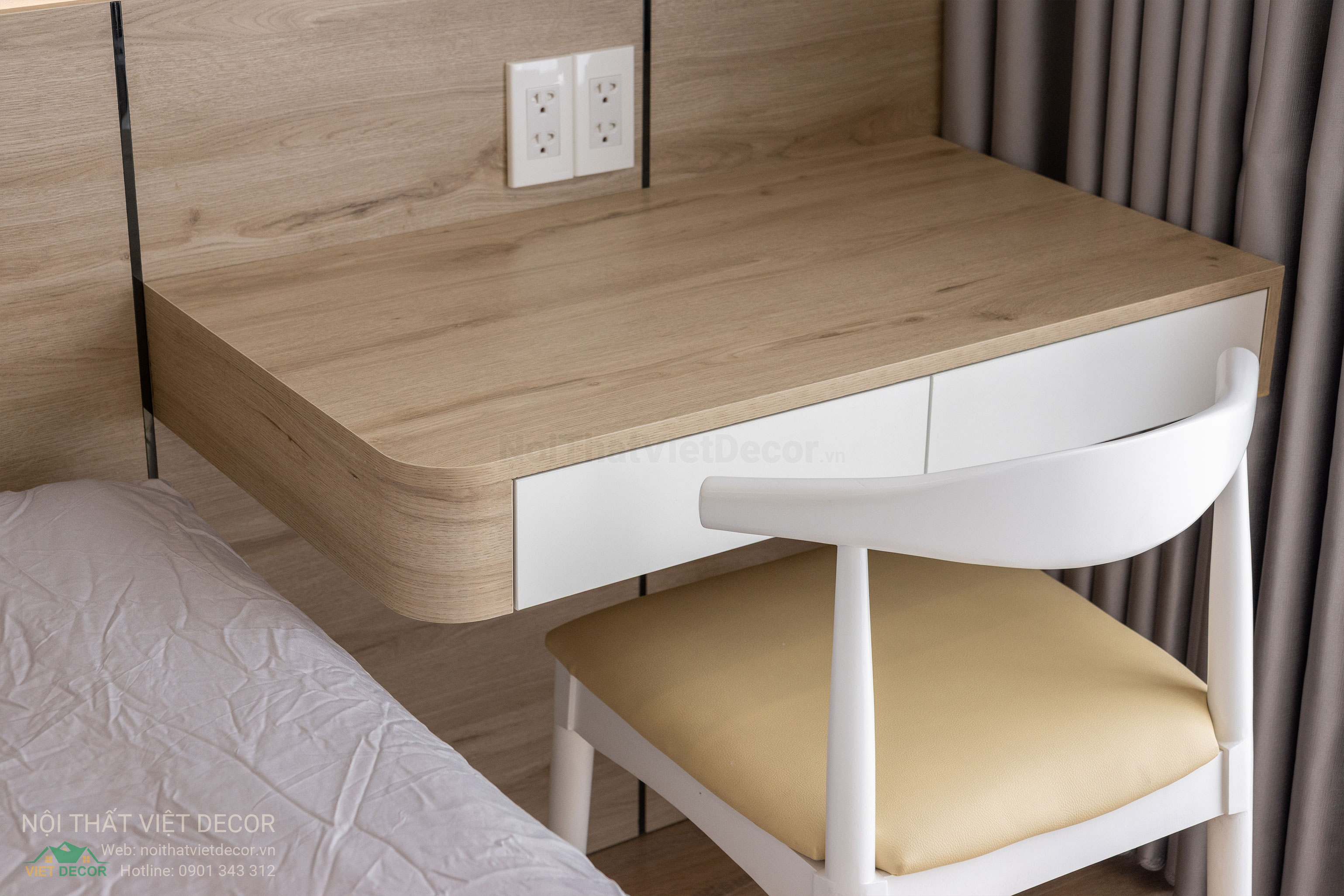 Nội Thất Việt Decor thiết kế thi công trang trí xây dựng hoàn thiện, nội thất căn hộ 3 phòng ngủ dự án chung cư Lavida Plus quận 7 phường Tân Hưng tp HCM bàn học