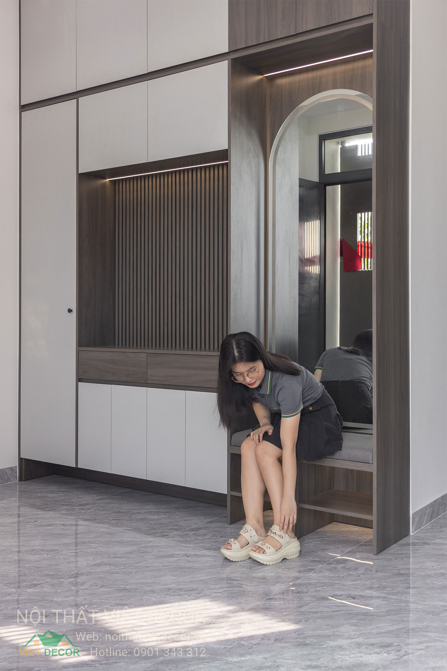 Nội Thất Việt Decor thiết kế thi công trang trí nội thất nhà phố tại phường Long Bình TP HCM, tủ giày