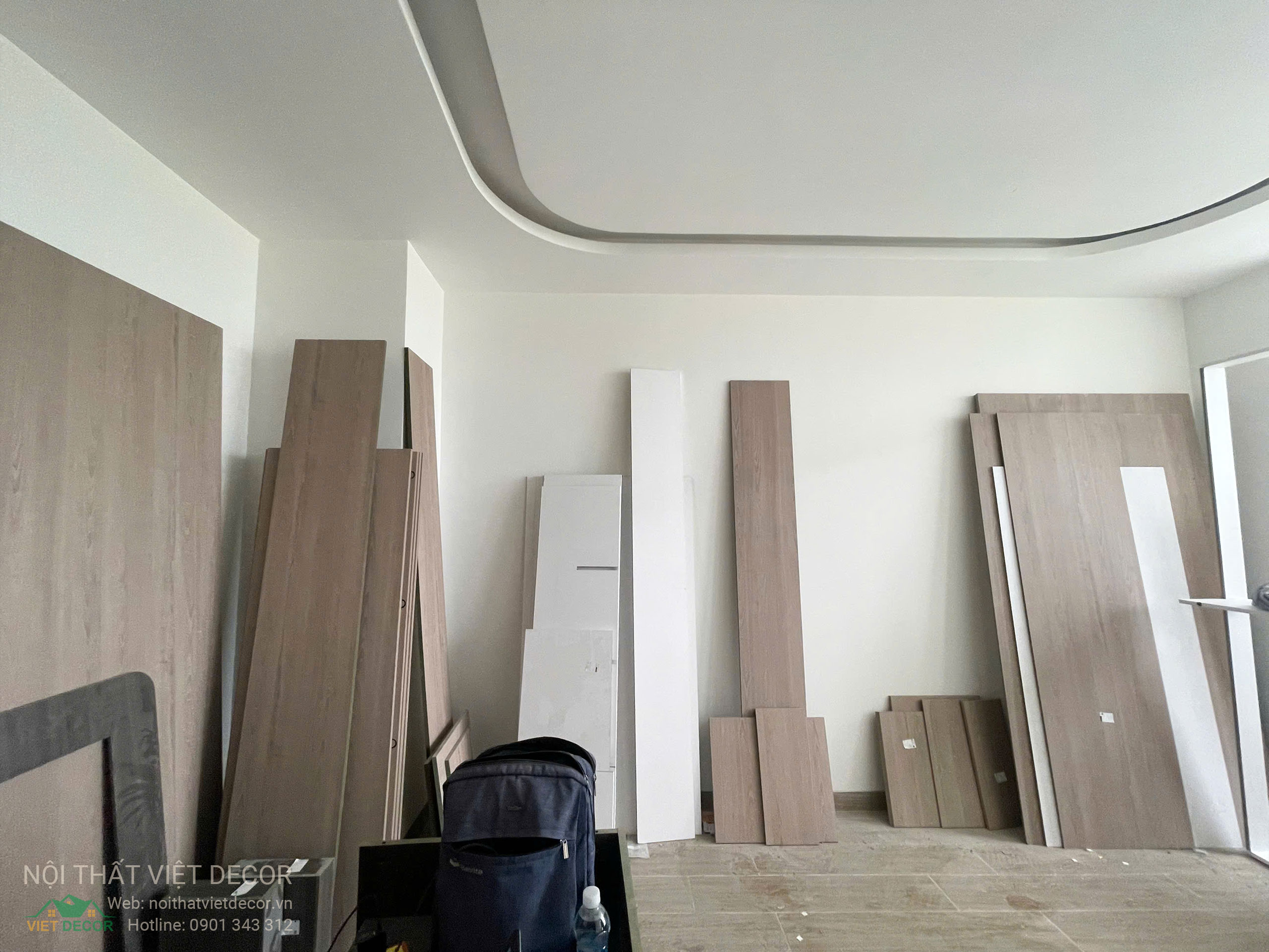 Nội Thất Việt Decor thiết kế thi công trang trí nội thất nhà phố tại phường Long Bình TP HCM, tập kết hàng