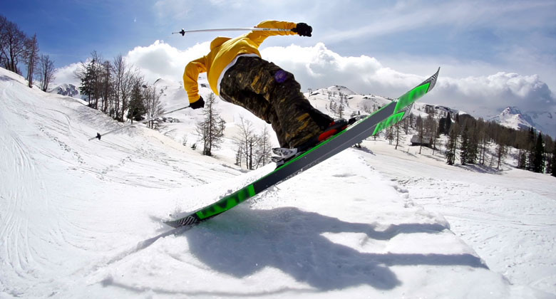 K 75XR50 - Ngay cả hành động nhanh vẫn mượt mà, tươi sáng và sắc nét