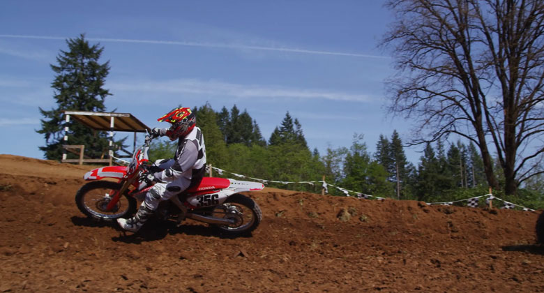 K-55XR80 Sony - Ngay cả hành động nhanh vẫn rõ ràng và không bị nhòe