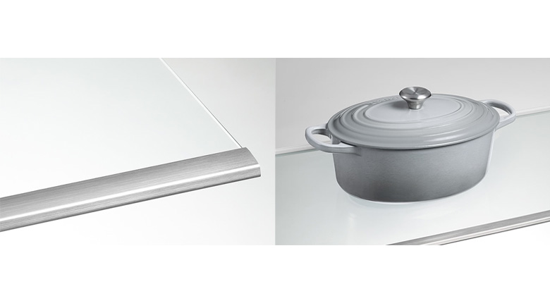 Tủ lạnh Hitachi lấy nước ngoài - Khay thủy tinh chịu lực