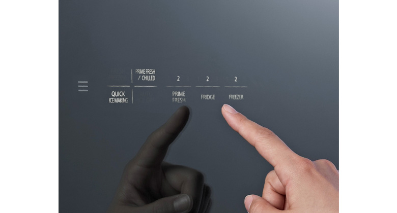 Tủ lạnh Panasonic ngăn đông mềm - Thiết kế gương phẳng với bảng điều khiển cảm ứng tĩnh điện