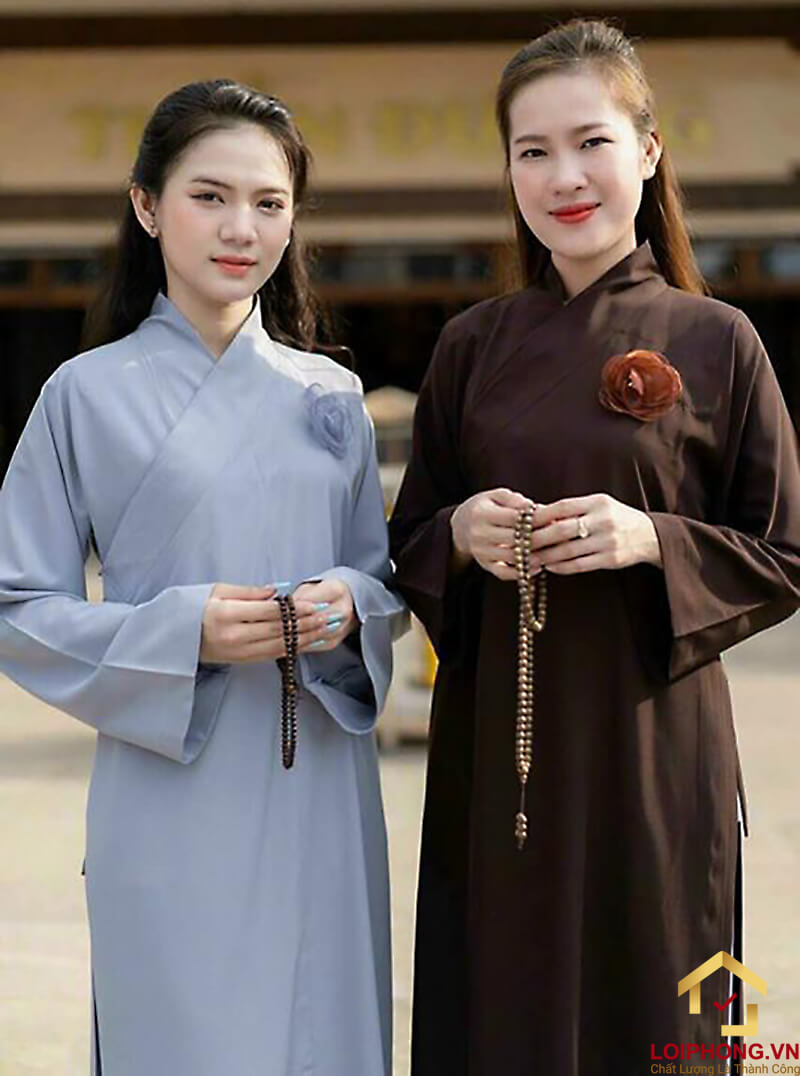 Mua áo tràng rất dễ dàng