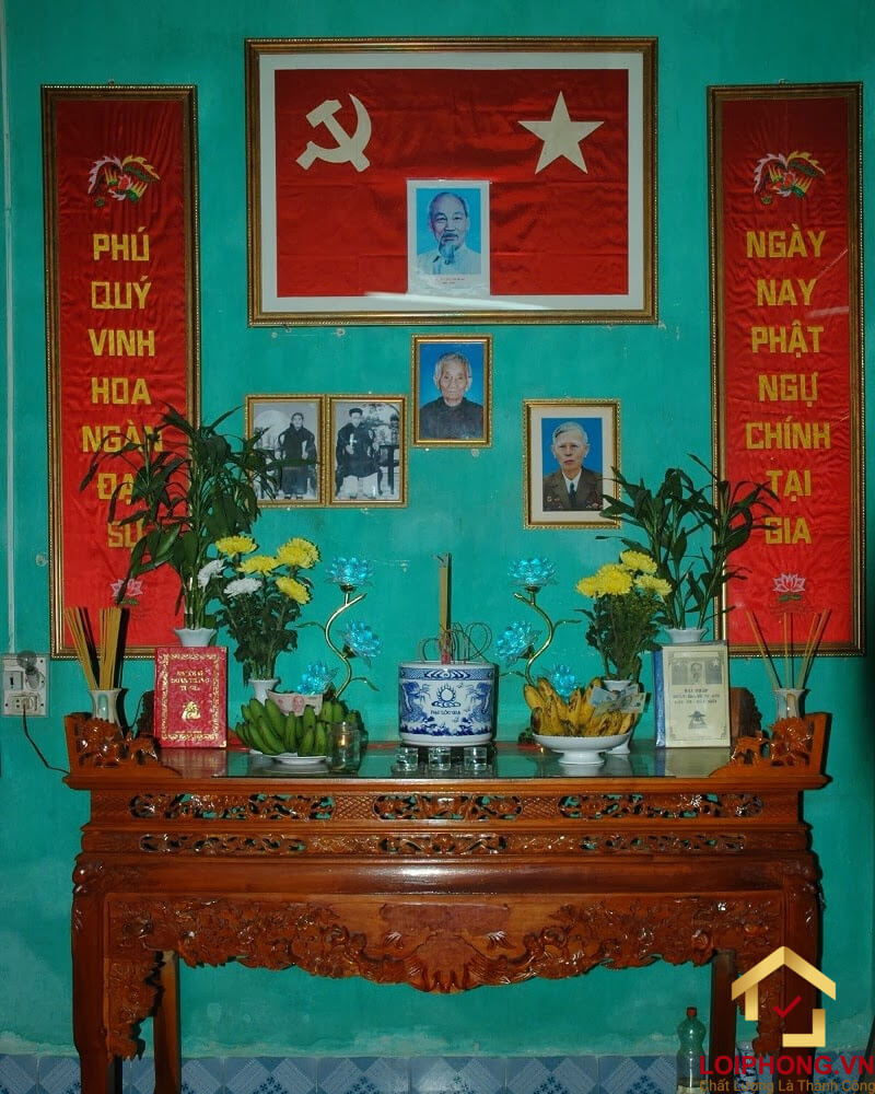 Bàn thờ Bác Hồ tại gia