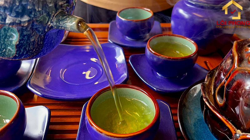 Làm gì trước khi dùng bình trà gốm mới?