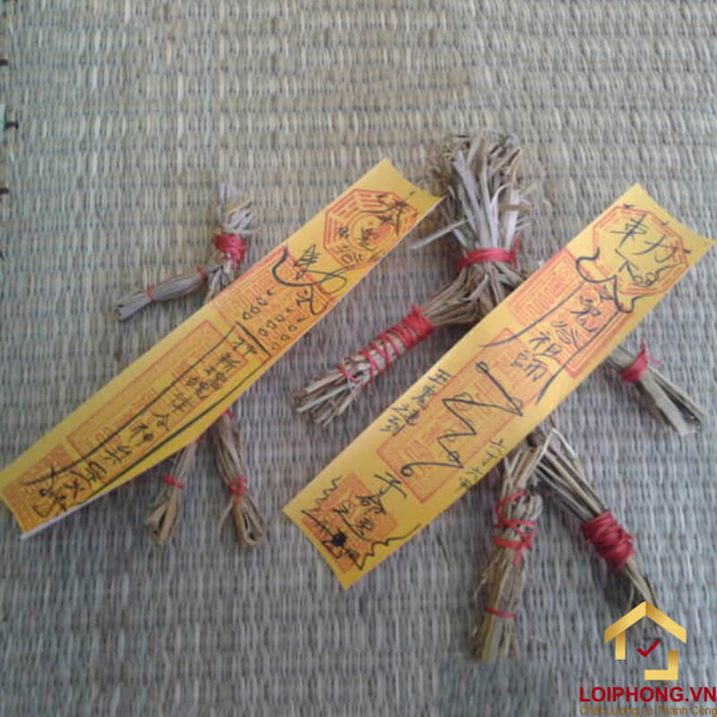 Bùa yêu được dùng để giúp các cặp đôi yêu nhau, gắn bó chặt chẽ với nhau về mặt tình cảm