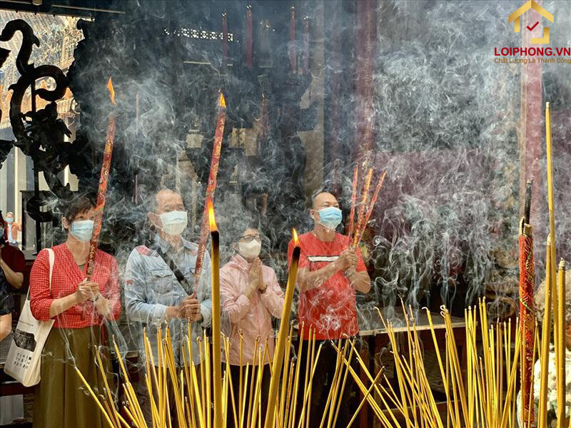 Chùa Bà Thiên Hậu cầu gì?