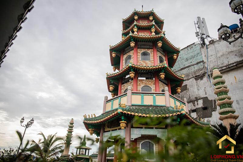 Tên gọi chùa Vạn Phật bắt nguồn từ đâu?