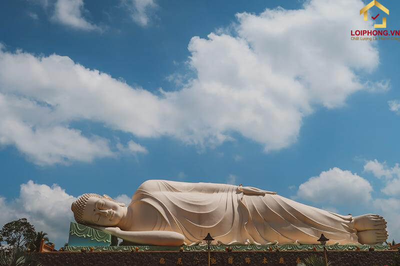 Tượng Phật Thích Ca nằm