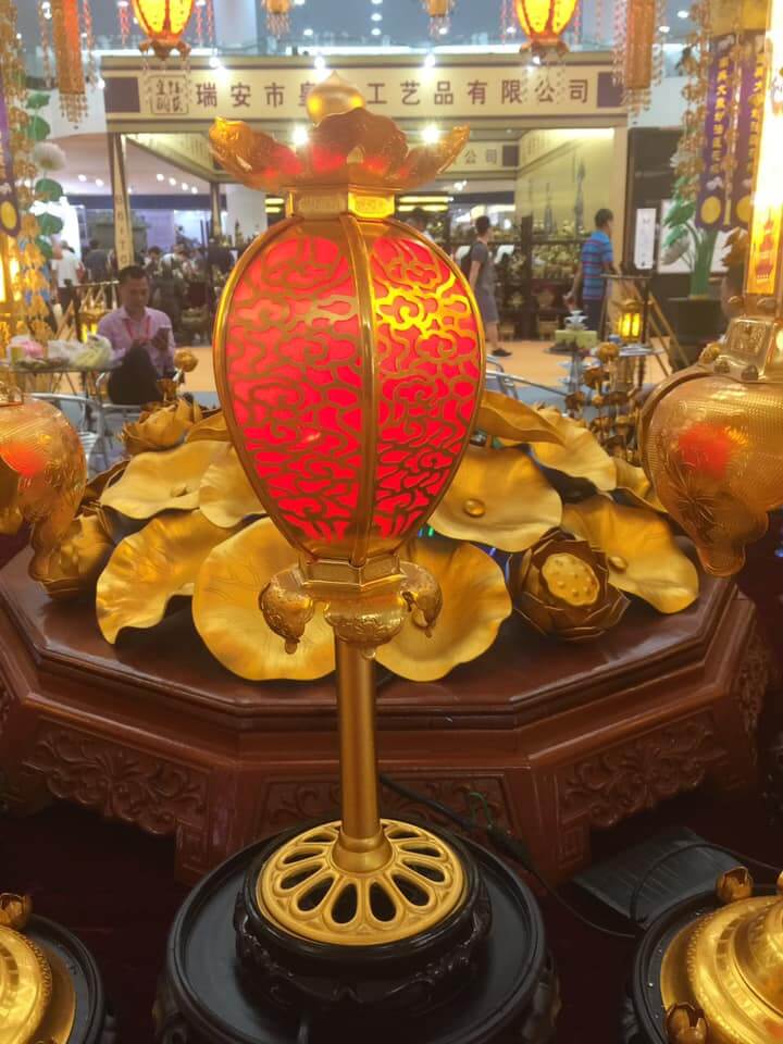 đèn thờ hoa sen bằng đồng