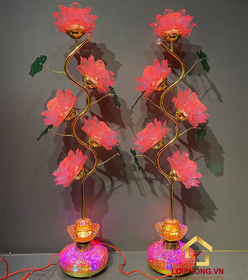 Đèn thờ hoa sen 5 bông tại Lôi Phong