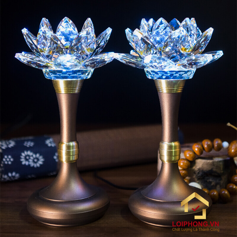 Đèn thờ hoa sen cao cấp một bông bằng pha lê thân trơn