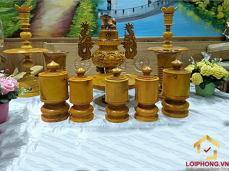 Đồ thờ gỗ mít