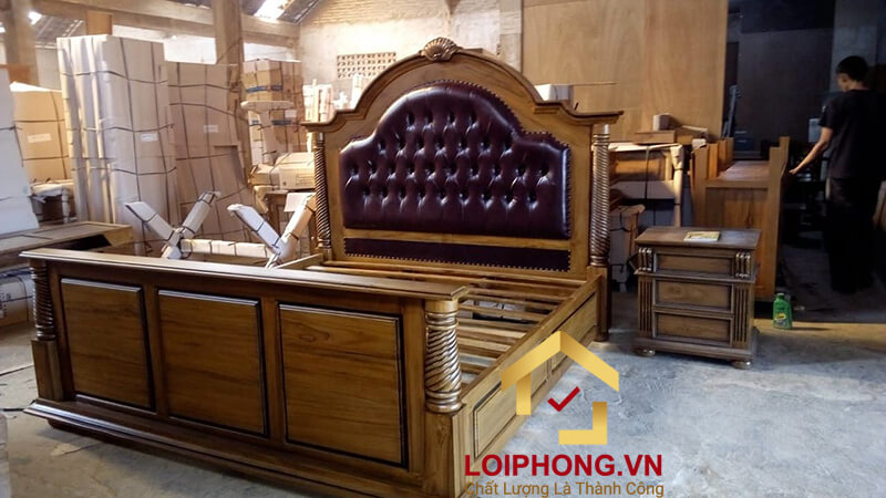 Mẫu giường gỗ đẹp sang trọng số 04