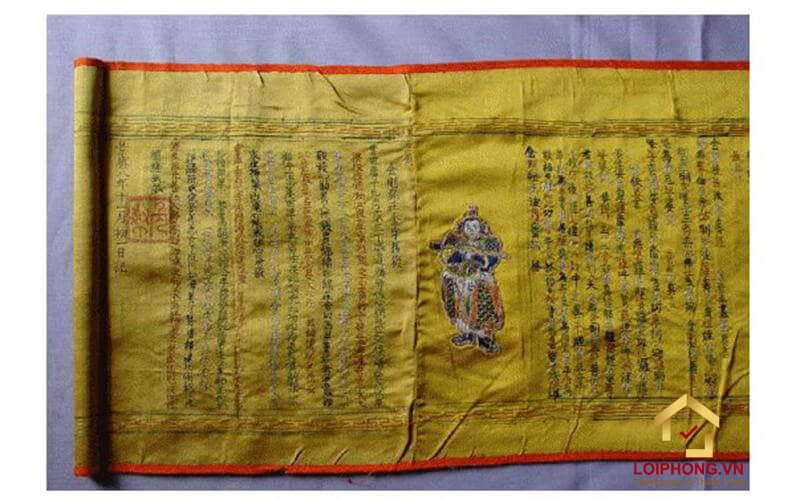 Phần cuối của bài Kinh thêu trên gấm, chùa Trúc Lâm, Quảng Trị