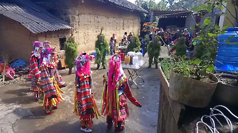 Phong tục tập quán giúp phân biệt được sự đa dạng của nền văn hoá