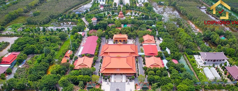 Không gian tổng thể của Thiền Viện rộng rãi, đồ sộ và khang trang