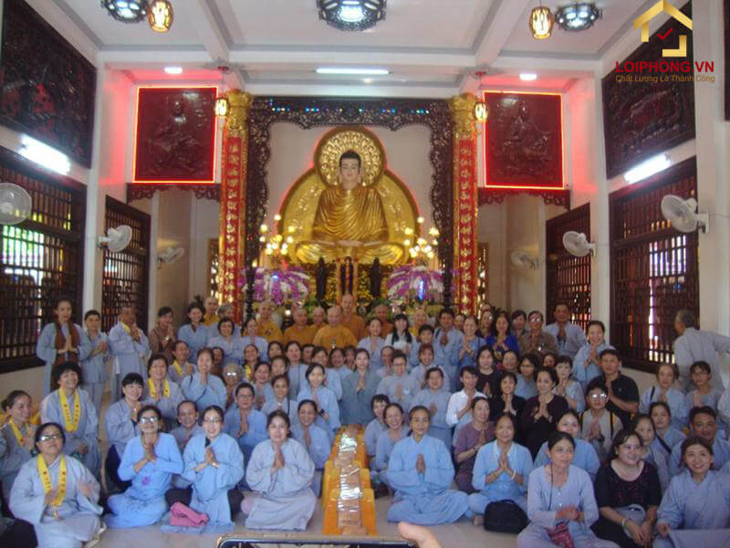 Khu vực Chánh điện