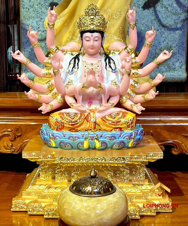 Tượng Phật Mẫu Chuẩn Đề chất liệu bằng bột đá