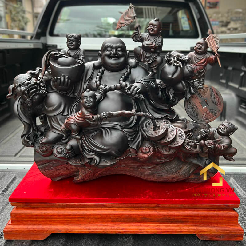 Mua tượng Phật Di Lặc tại Lôi Phong
