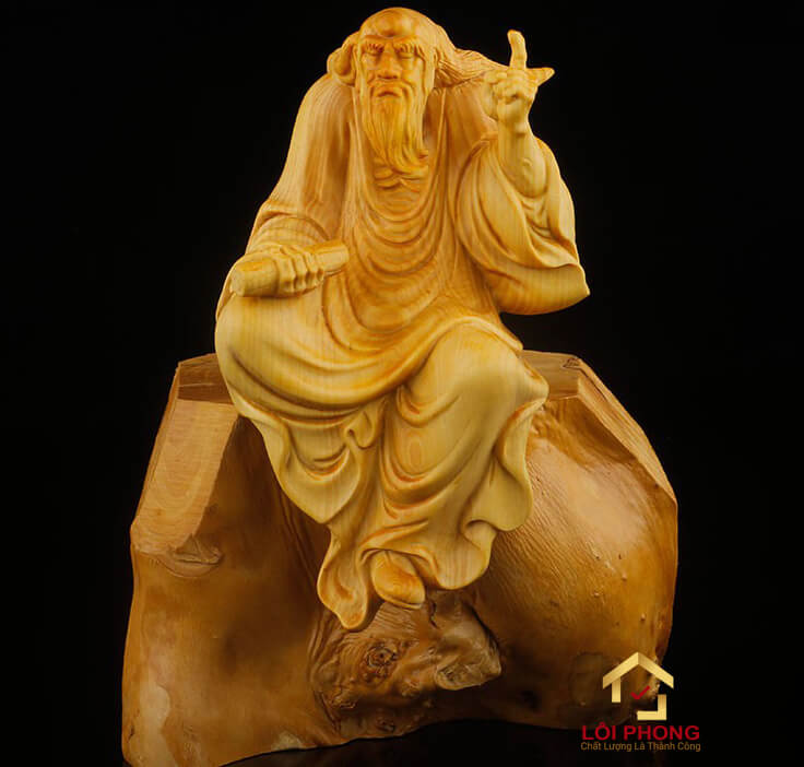 Tượng Đạo Đức Thiên Tôn bằng gỗ thân thiện và gần gũi với khách hàng