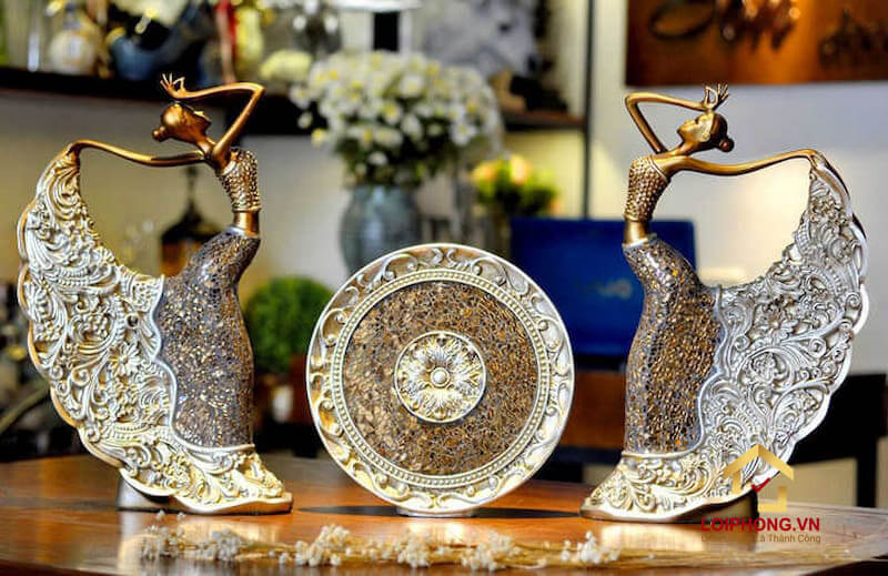 Tượng kim loại trang trí được đánh giá cao về độ bền cùng với giá thành