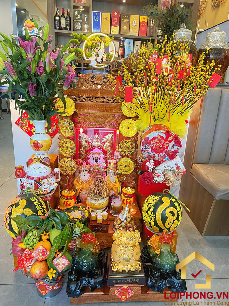 Hoa cúc cũng thường được lựa chọn trong cúng Thần Tài nhằm giúp chiêu tài, đón lộc và giúp gia chủ gặp may mắn