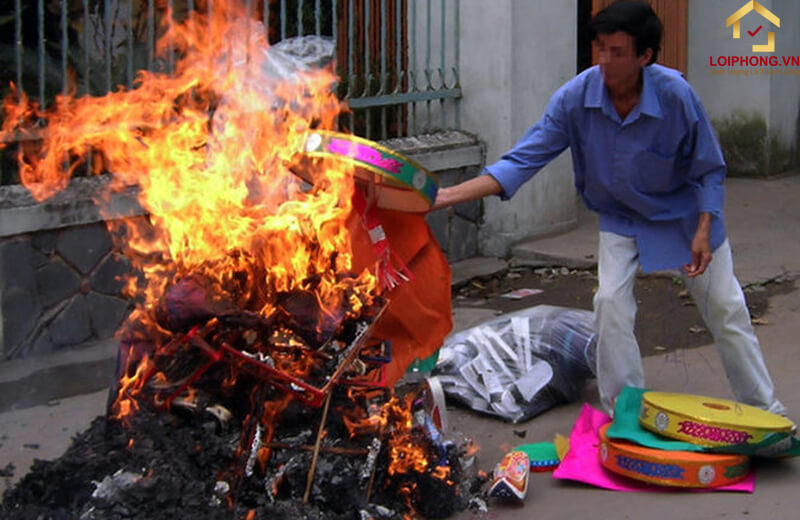 Xu hướng đốt vàng mã ở nước ta mấy năm trở lại đây đang rất phát triển mạnh mẽ
