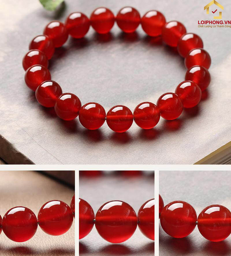 Màu đá trong, mát lạnh khi chạm tay