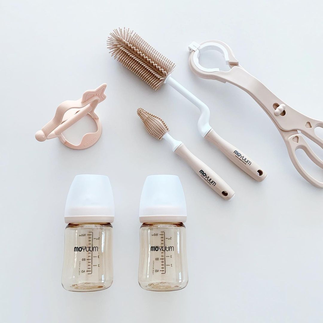 Cọ bình Moyuum phiên bản silicone cao cấp đáp ứng nhu cầu đa dạng của các mẹ