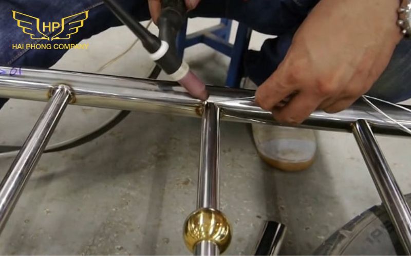 Hàn inox với sắt