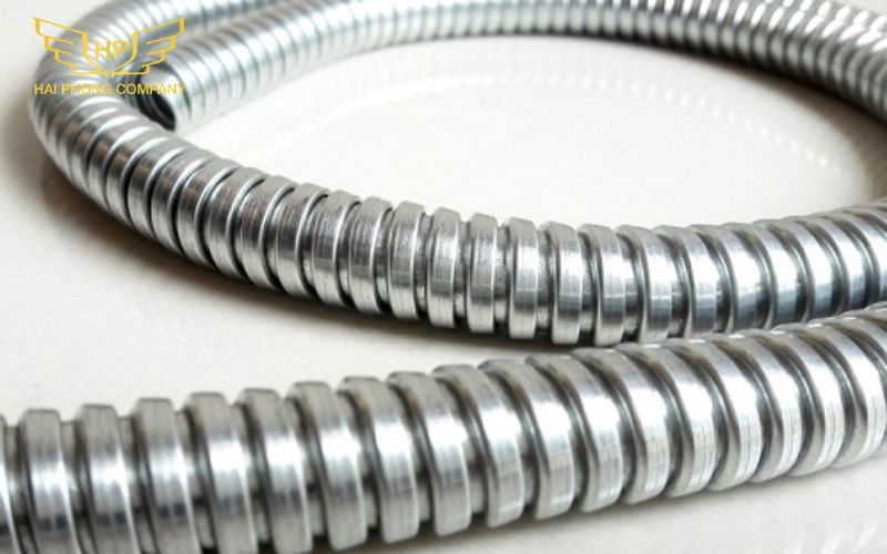 Đặc điểm và cấu tạo của ống ruột gà inox