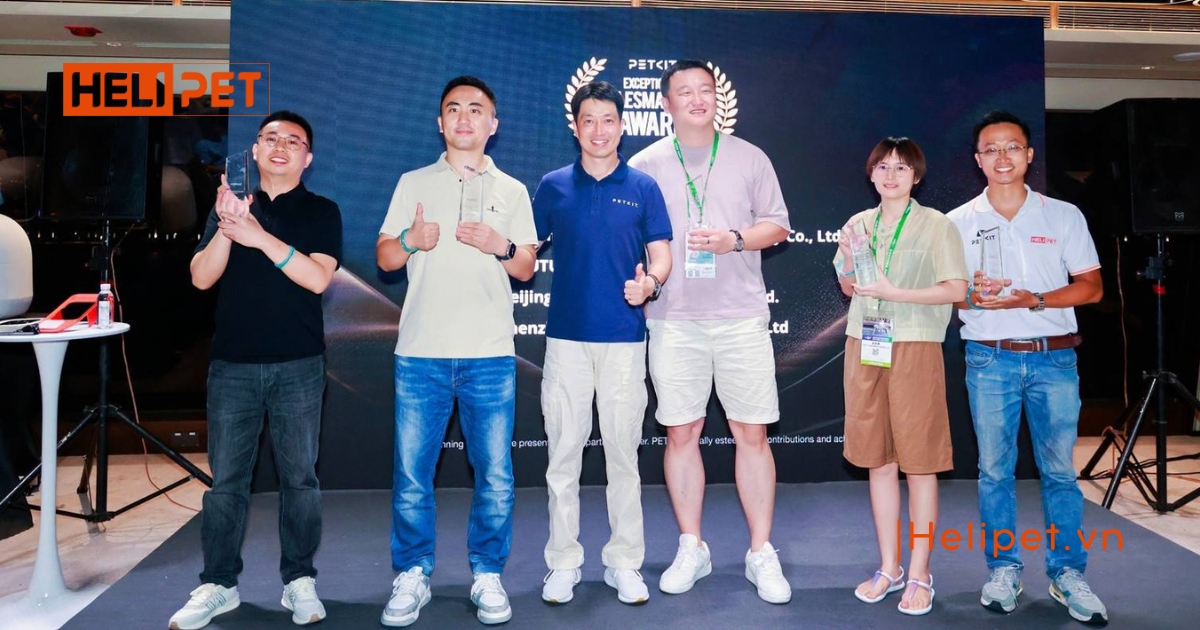 máy dọn vệ sinh mèo Petkit