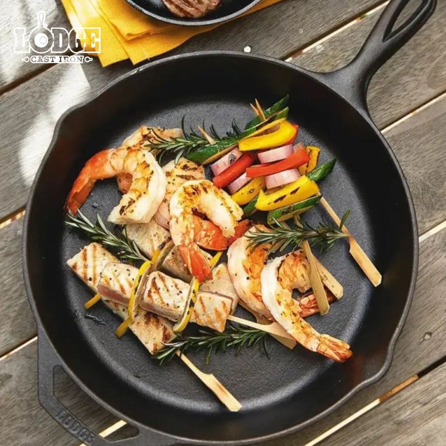 Chảo gang Lodge có khả năng giữ nhiệt tốt