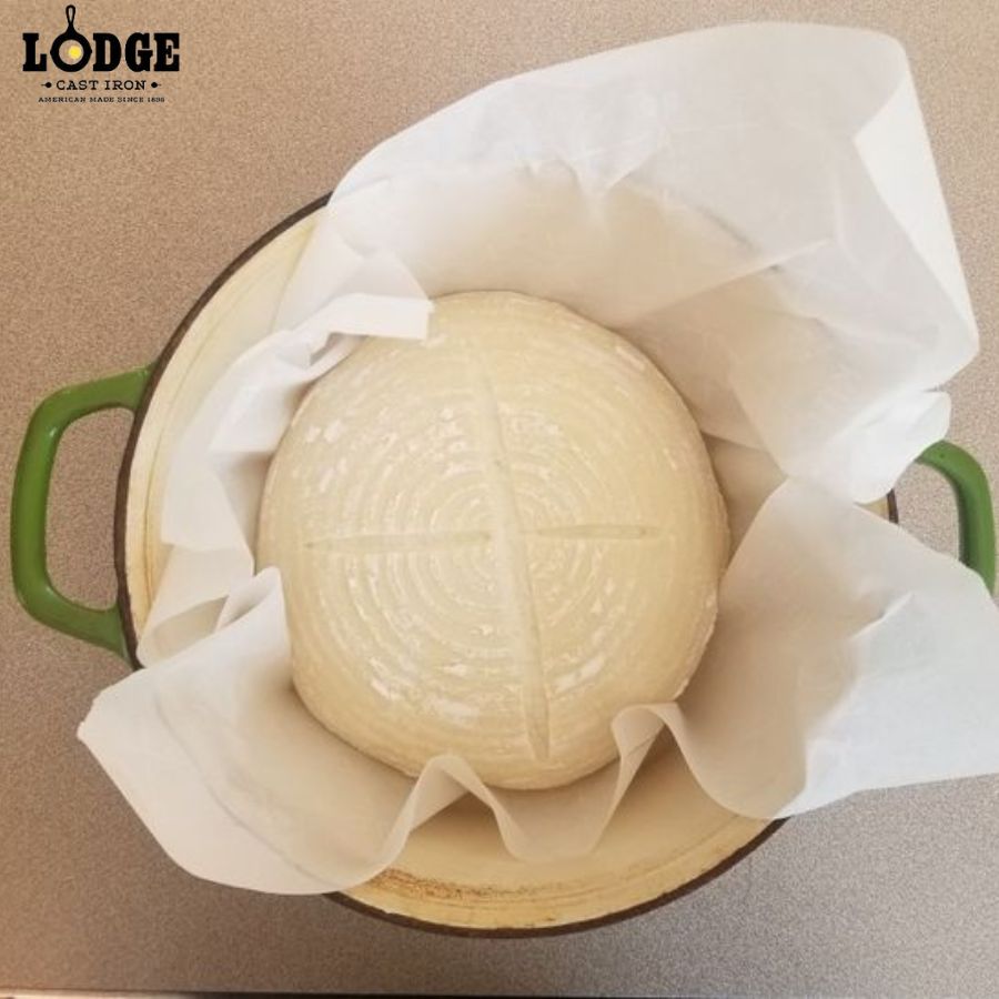 Nướng bánh mì bằng nồi gang