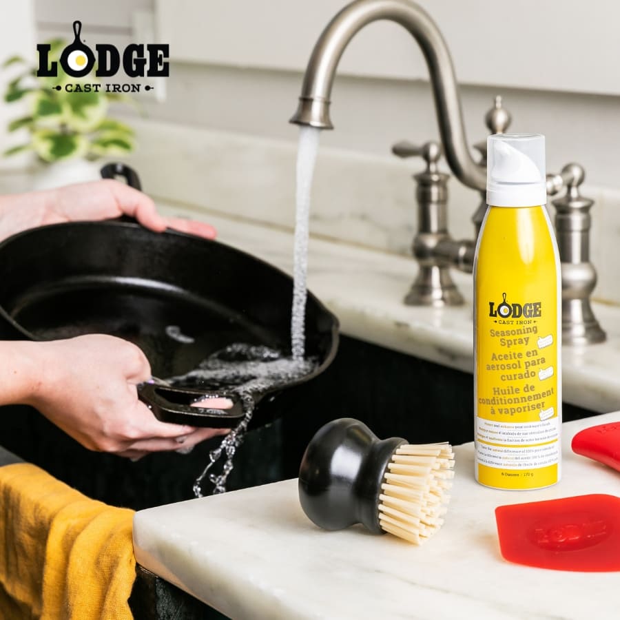 Vệ sinh và bảo quản chảo gang đúng cách có nhiều lợi ích