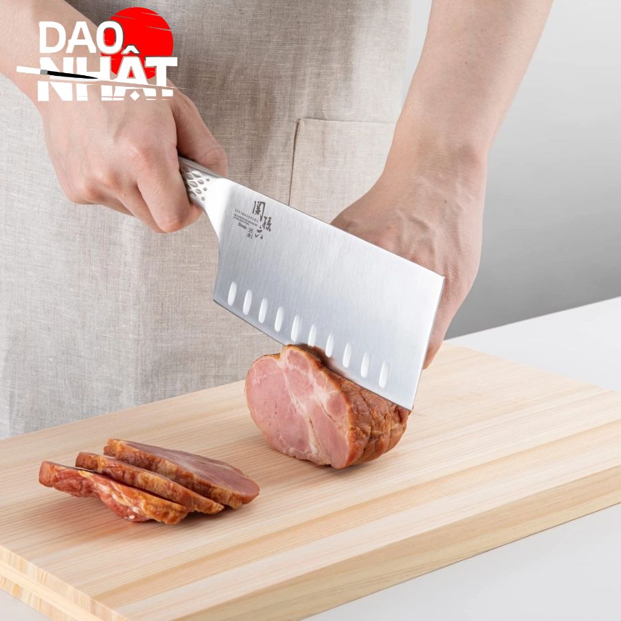 Dao chặt thiết kế mũi vuông độc đáo
