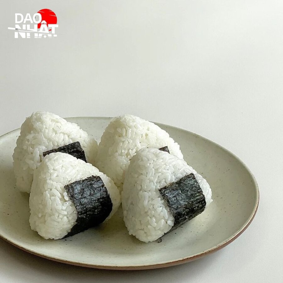 Cách làm cơm nắm