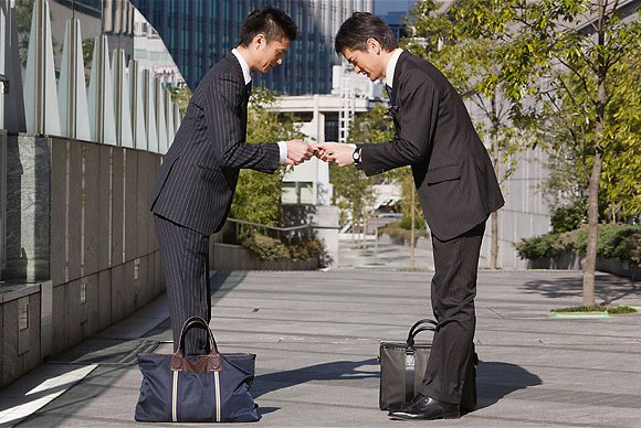 nhung-dac-trung-co-ban-trong-van-hoa-giao-tiep-cua-nguoi-han-quoc