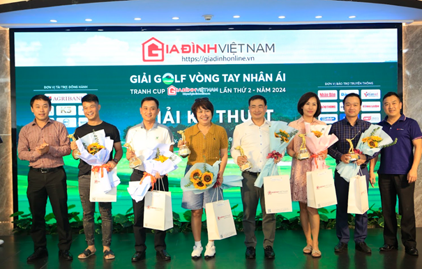 vien-nhai-k3-gop-thanh-cong-giai-golf-6