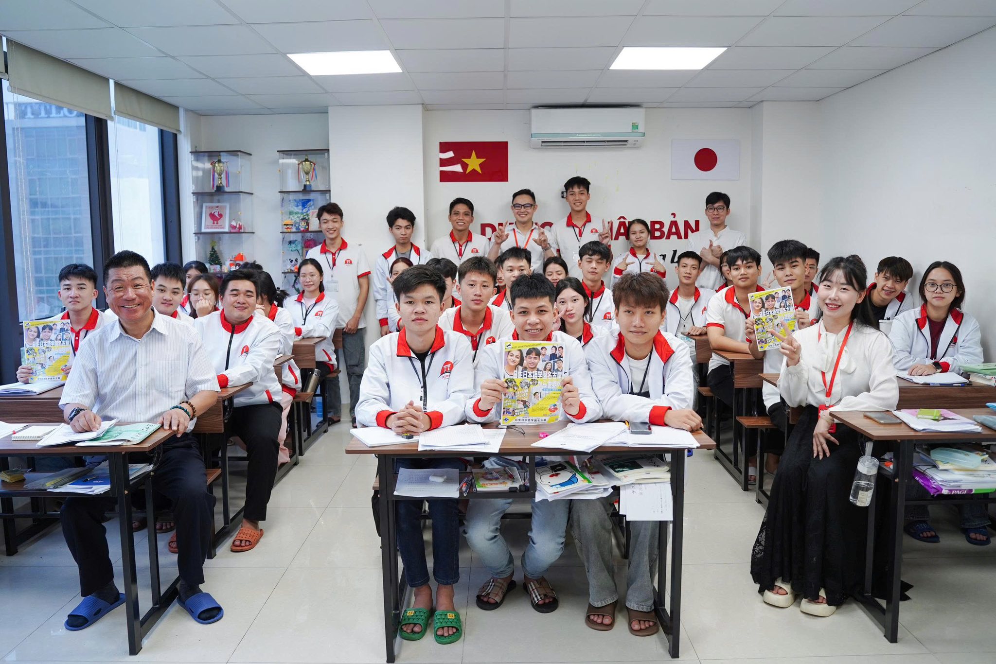 Du Học Nhật Bản Mirai