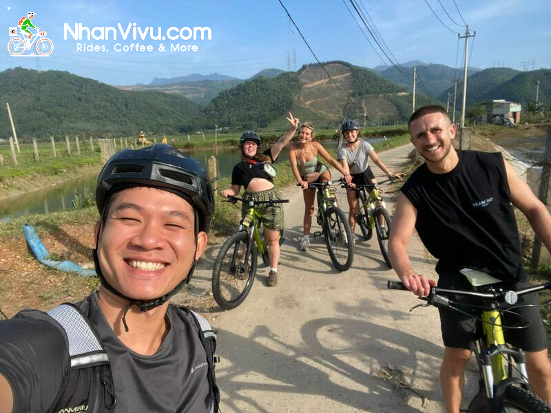 Cung đường dành cho ai yêu thích sự tĩnh lặng, yên ả của làng quê