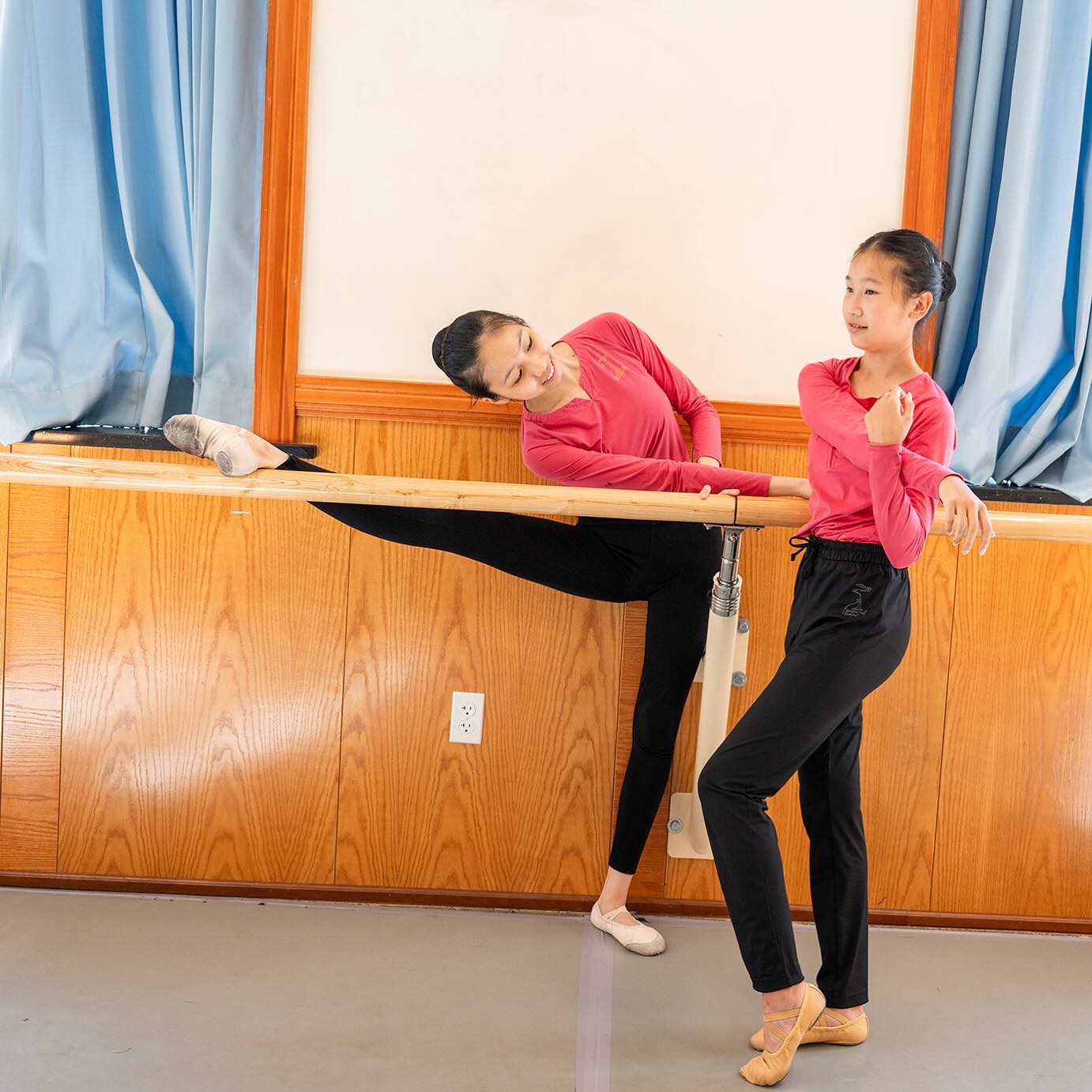 Về Chúng Tôi Về Chúng Tôi