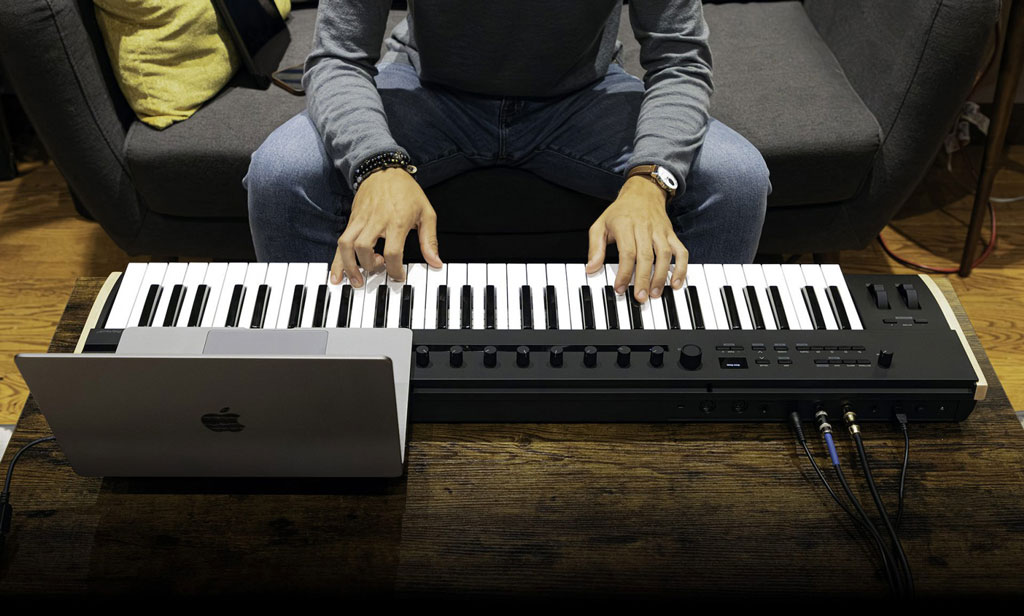 Bộ điều khiển bàn phím MIDI Korg Keystage | Chính hãng - Trả góp 0%