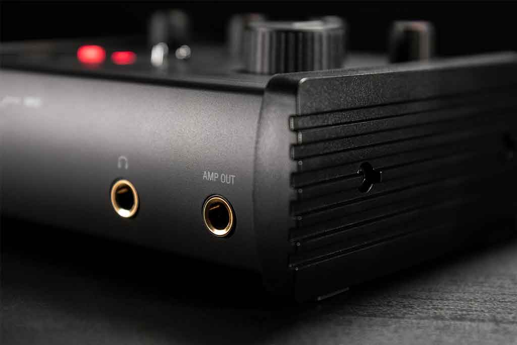 Interface USB IK Multimedia AXE I/O ONE | Chính hãng - Trả góp 0%