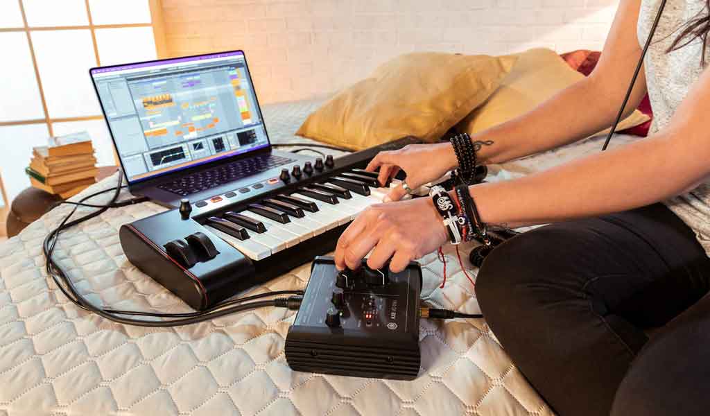 Interface USB IK Multimedia AXE I/O ONE | Chính hãng - Trả góp 0%