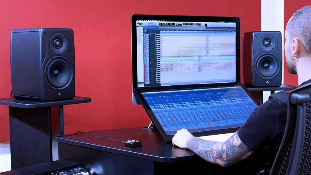 IK Multimedia iLoud Precision 6 | Chính hãng - Trả góp 0%